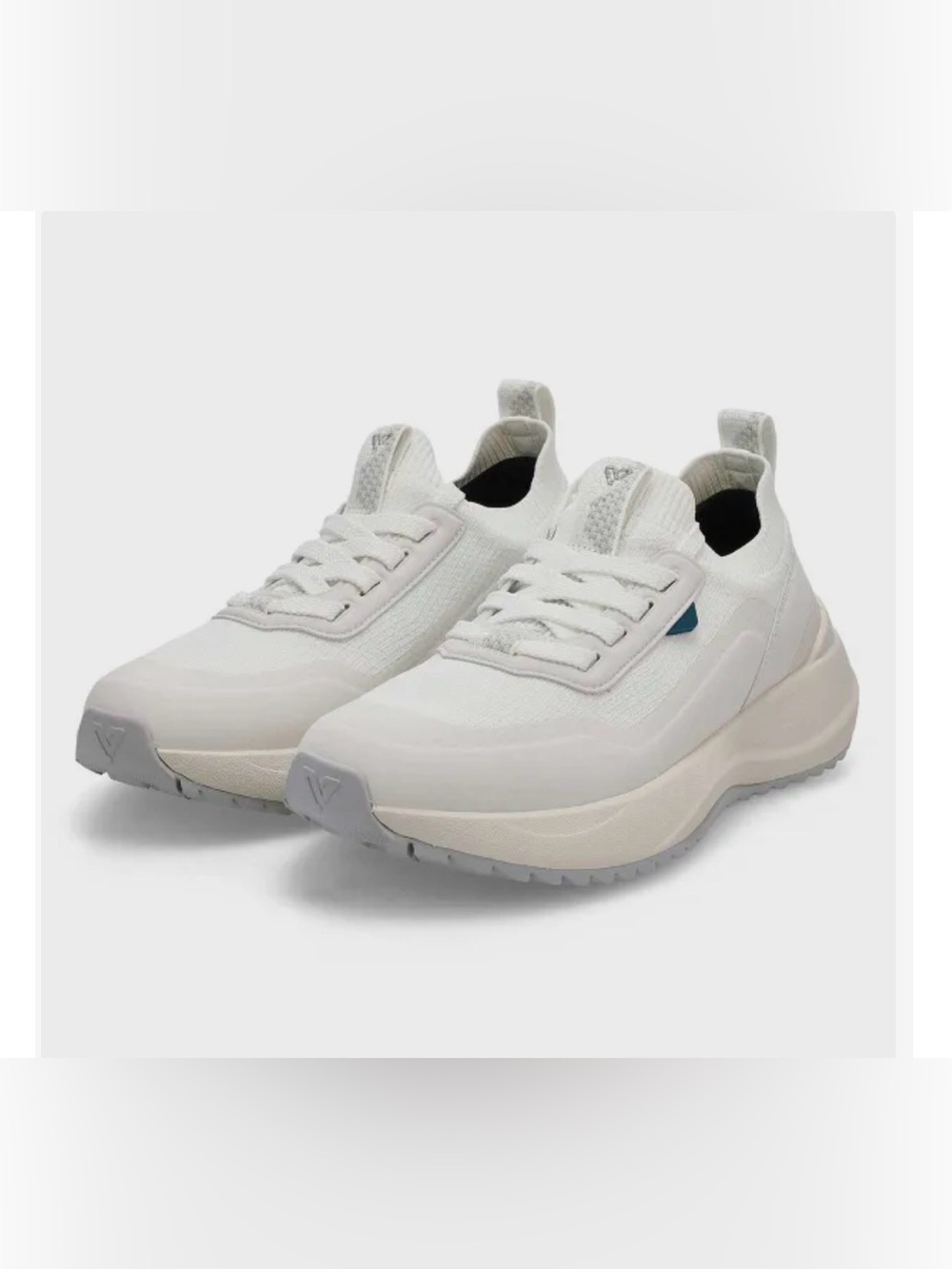 Vessi Stormburst Low Top in White Waterproof Women Sneakers Size 6